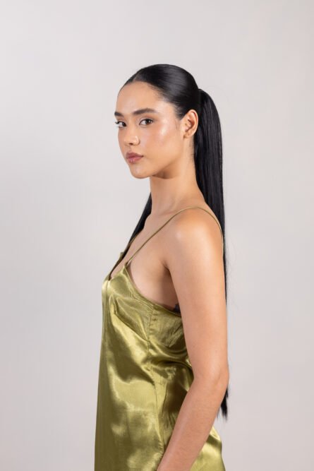 OLIVIA 3129 – Cola Larga Lisa de 29” - Imagen 2